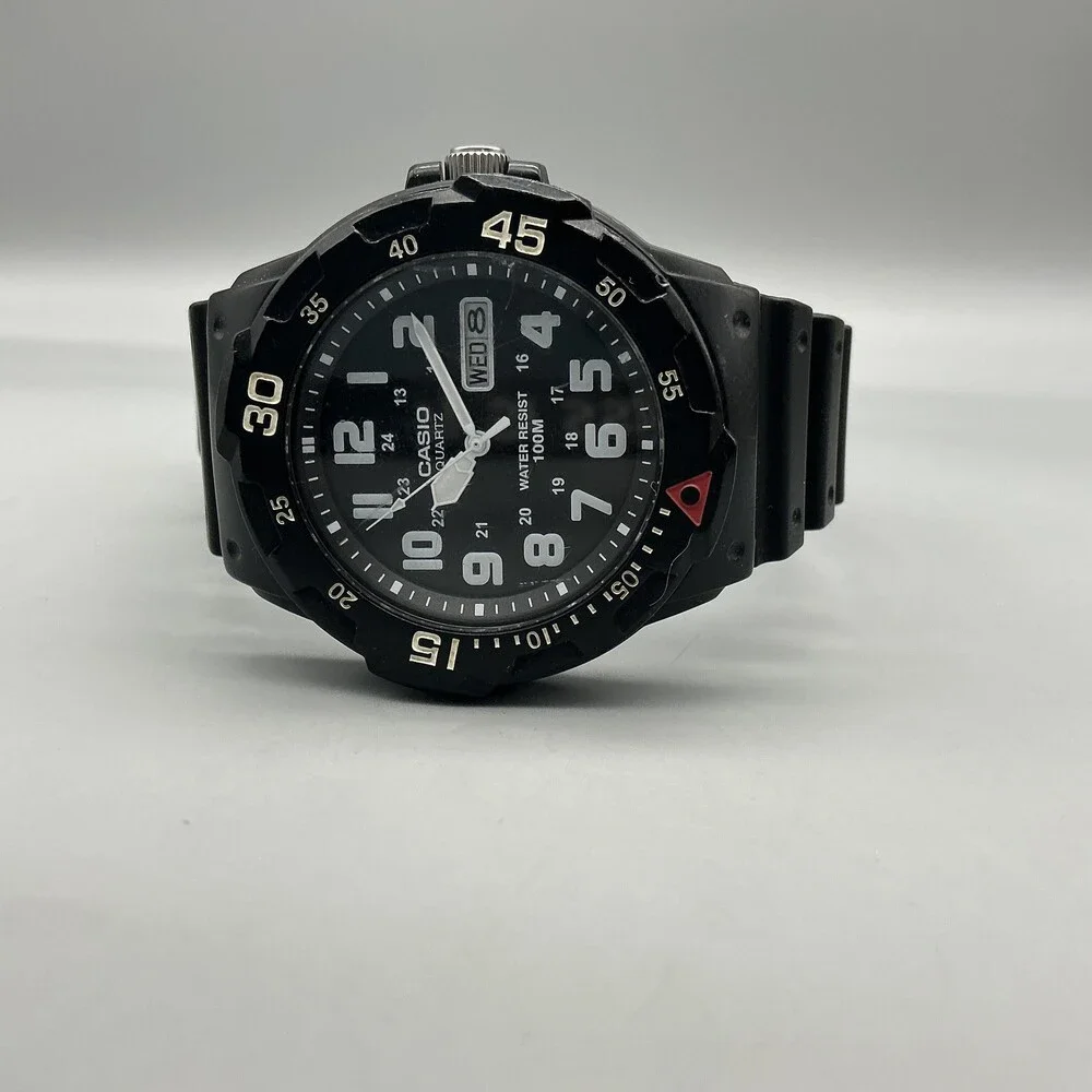 Casio 5125 MRW-200H Mens Watch 43mm Black Dial Day Date Resin 100m